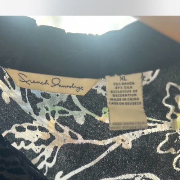 Black Burn Out Floral Velvet Button-up Blouse Silk-blend Long-sleeved XL - Picture 7 of 7